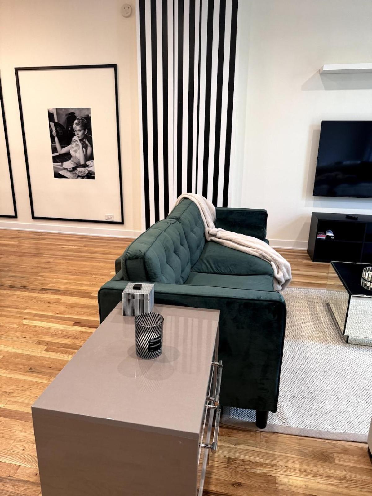 Vogue Bucktown Suite Chicago Exterior foto